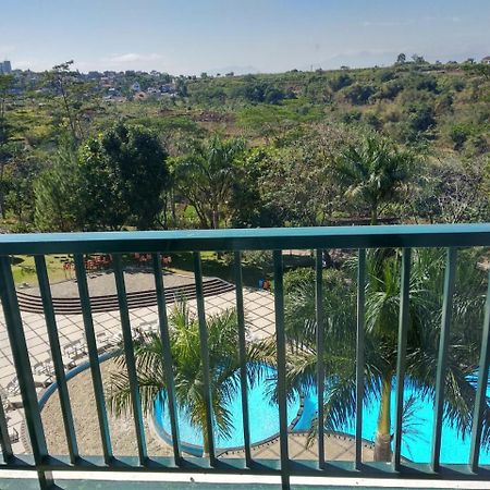 Marbella Suites Bandung Cimenyan Esterno foto