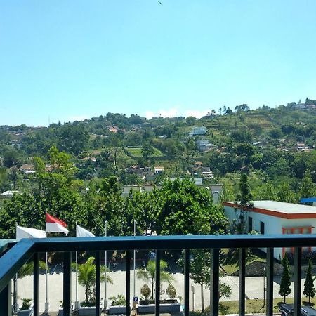 Marbella Suites Bandung Cimenyan Esterno foto