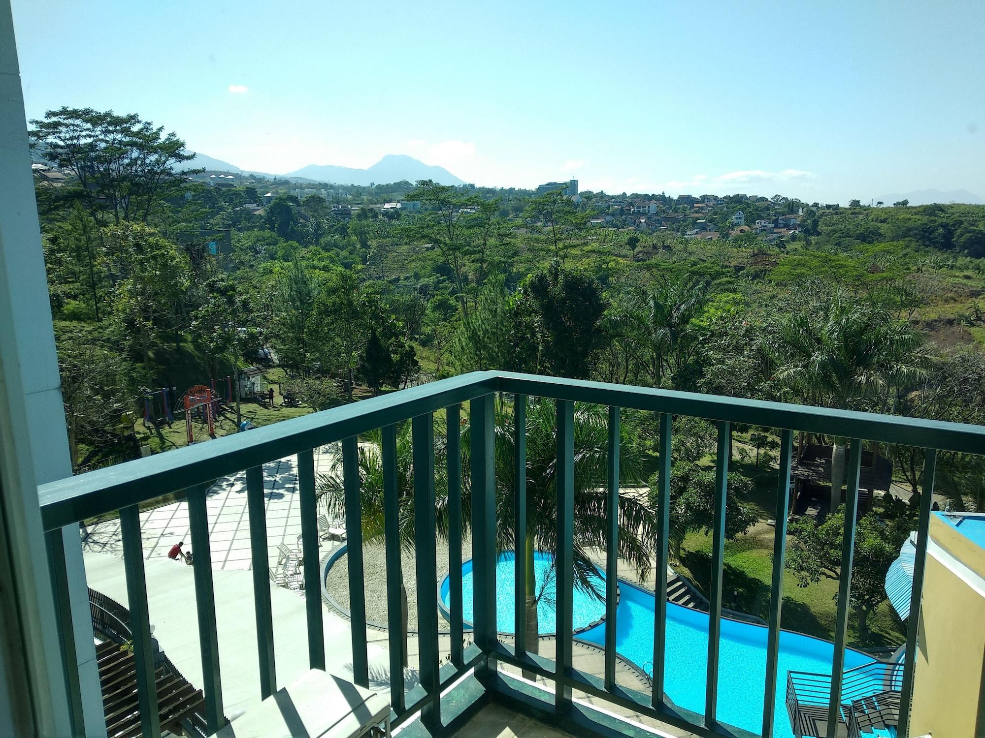 Marbella Suites Bandung Cimenyan Esterno foto