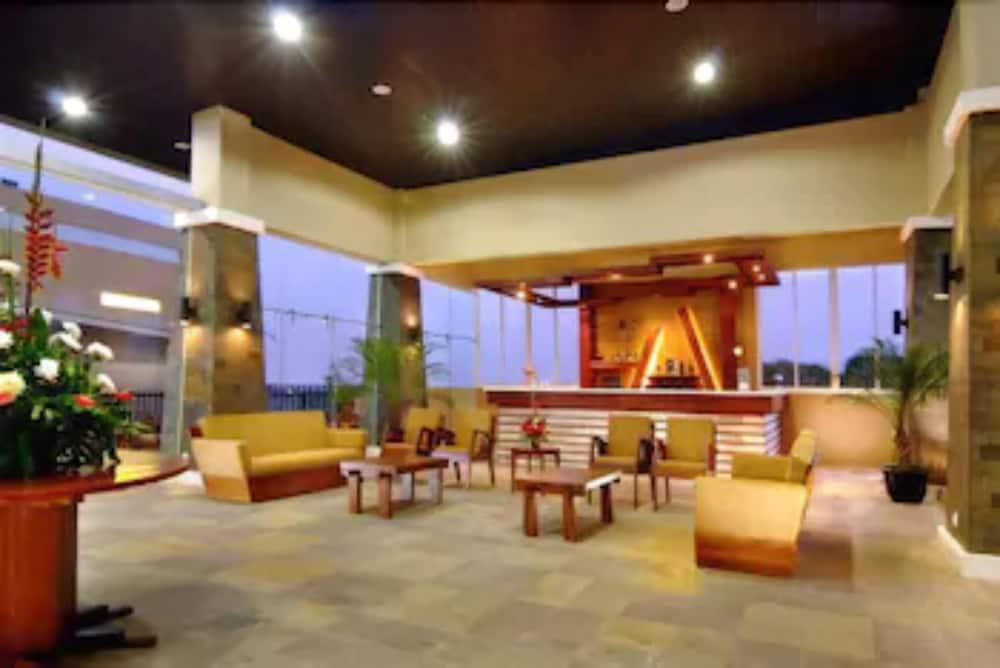 Marbella Suites Bandung Cimenyan Esterno foto