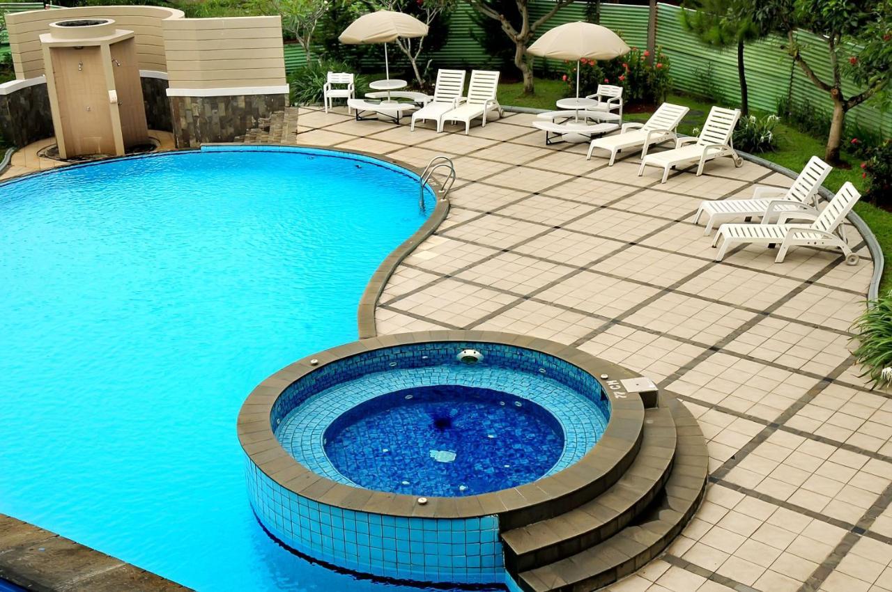 Marbella Suites Bandung Cimenyan Esterno foto